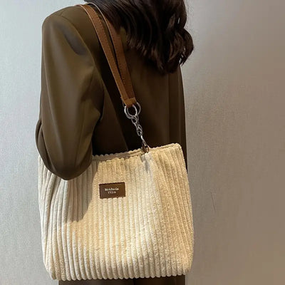 Edith - Bolso tote de pana con encanto elegante