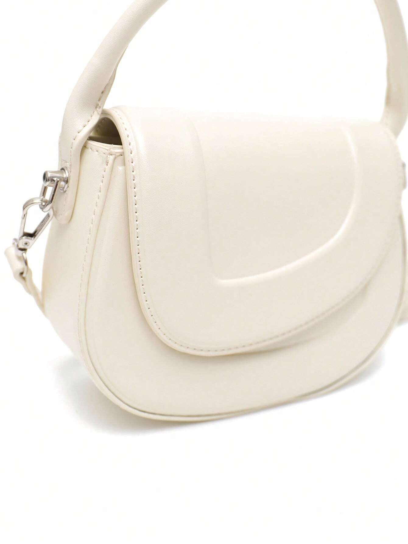 Charlotte - Bolso Saddle de cuero con estilo