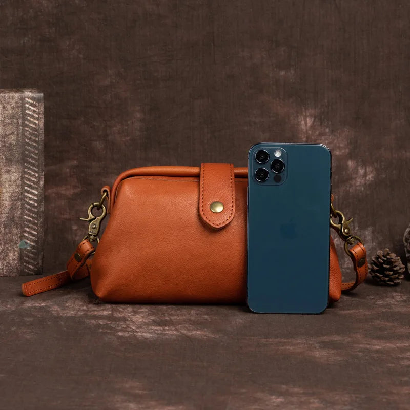 Jean - Bolso de mano de piel con encanto atemporal